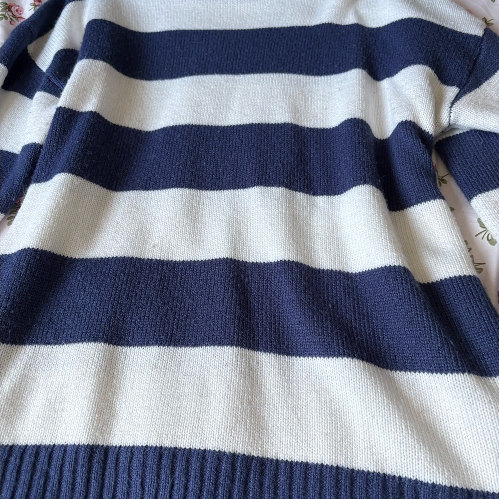 2/35$🍓⭐️ Navy and White Striped Sweater